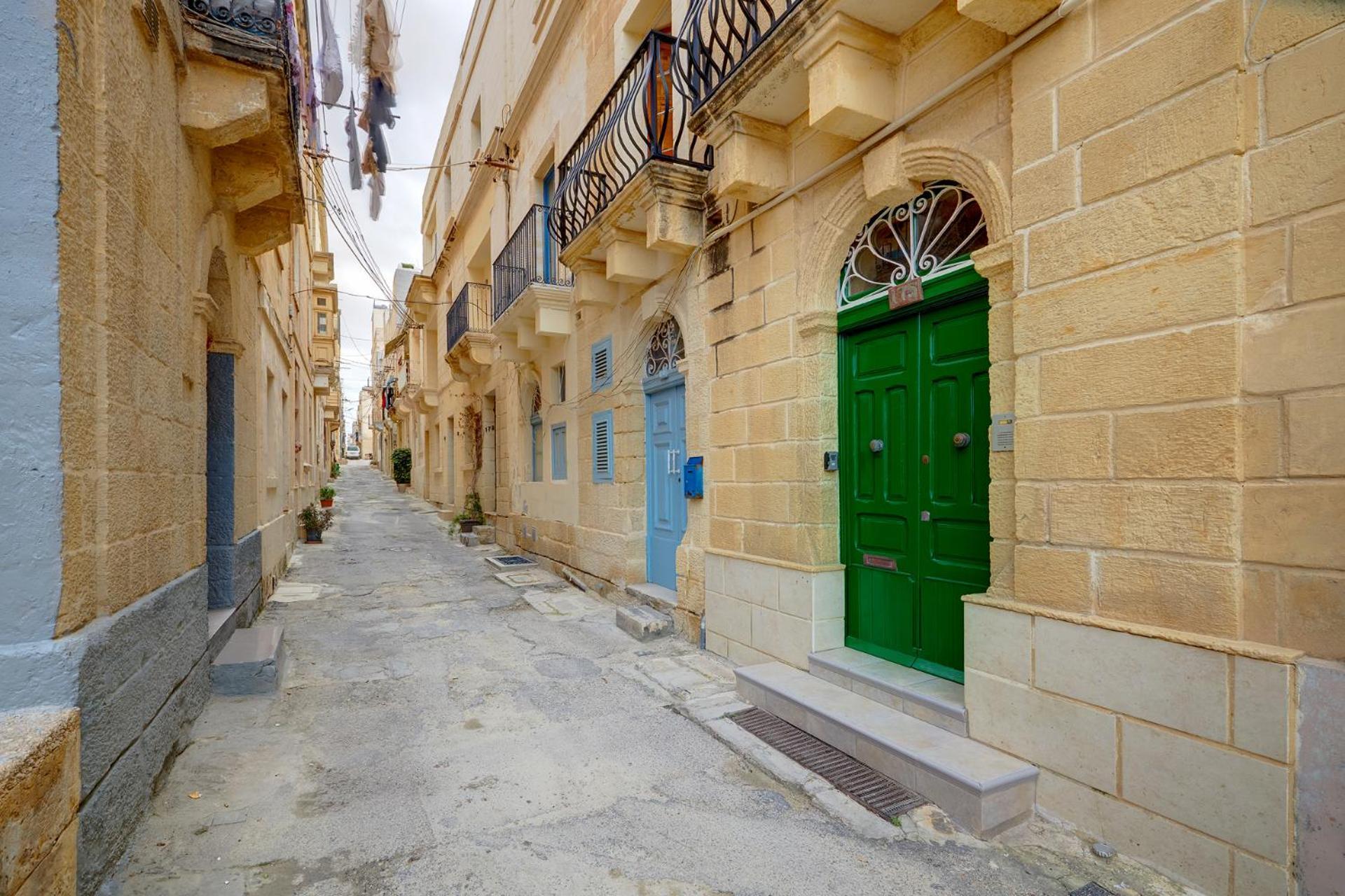 Traditional Maltese Townhouse, Roof Terrace And Views 센글리아 외부 사진