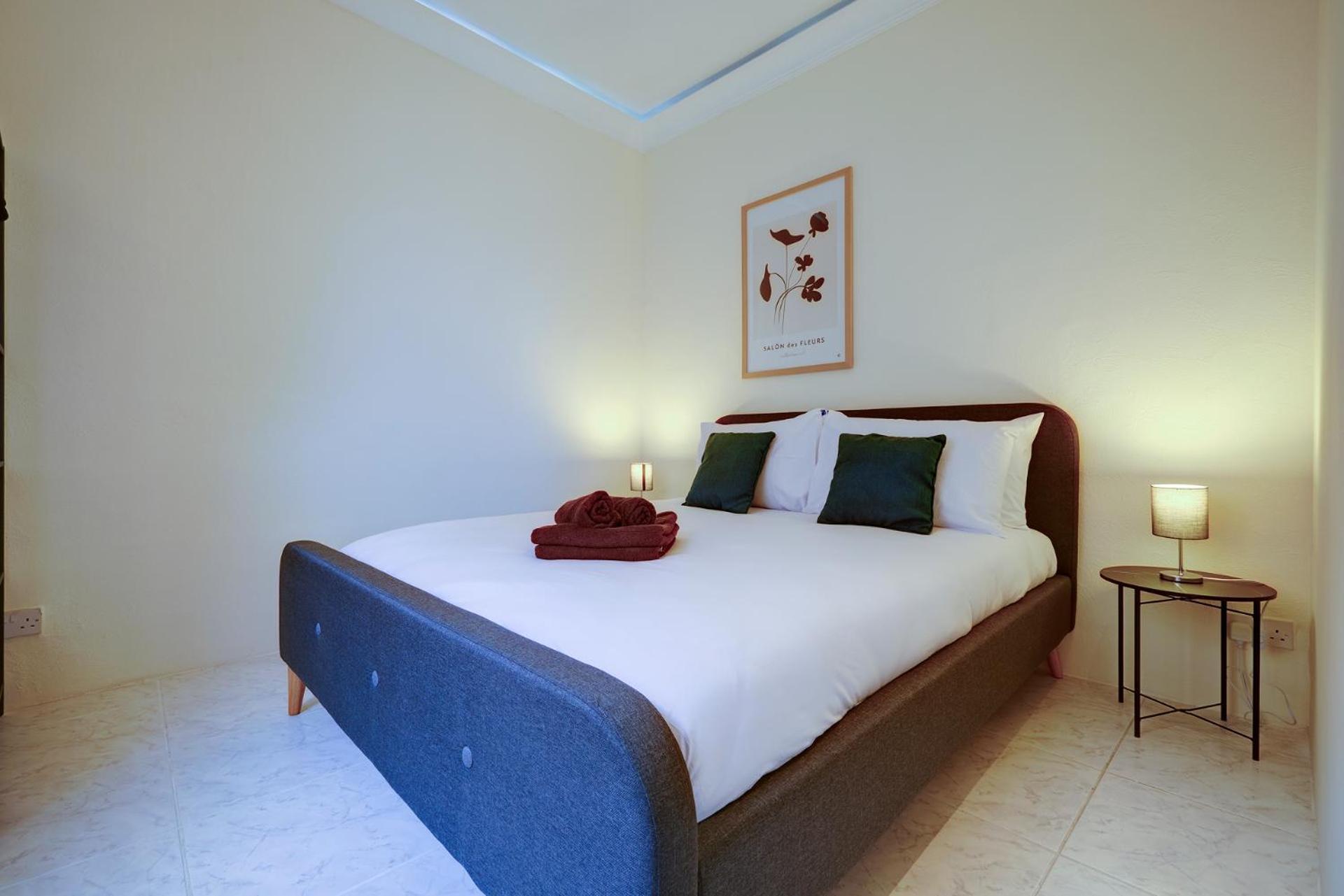 Traditional Maltese Townhouse, Roof Terrace And Views 센글리아 외부 사진