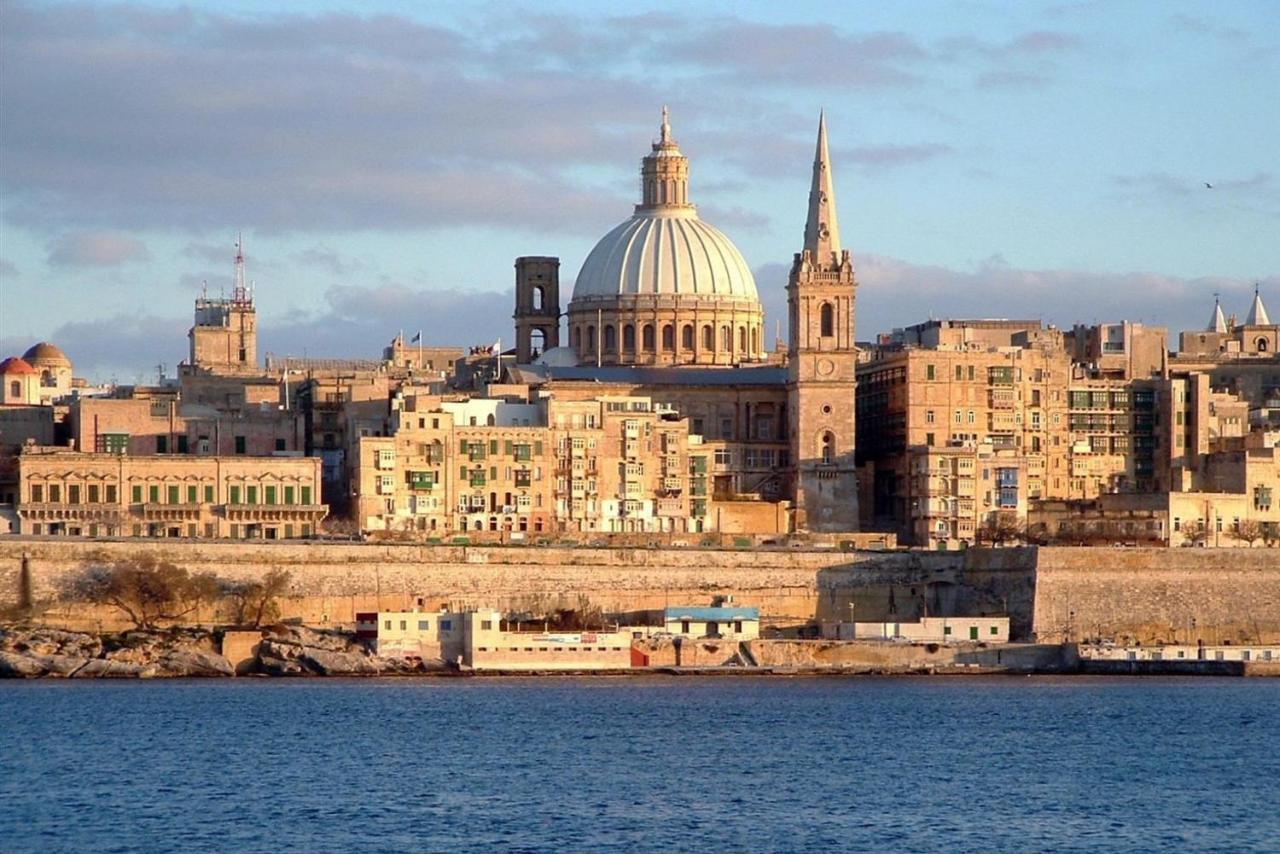 Traditional Maltese Townhouse, Roof Terrace And Views 센글리아 외부 사진